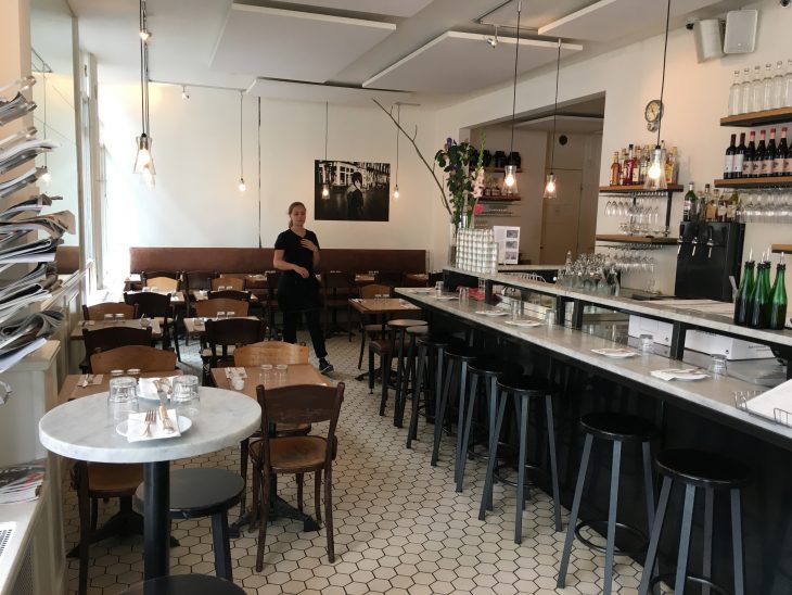 inside buffet van odette - amsterdam inside | amsterdam inside